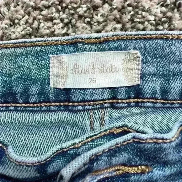 Altar’d State Women’s Jeans Size 26 - Picture 8 of 8
